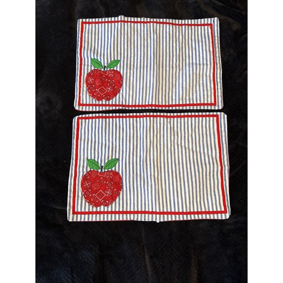 The Unbranded Brand Other - 2 Placemats Apple‎ Country Blue Stripe Red Bandana Reversible FLAW